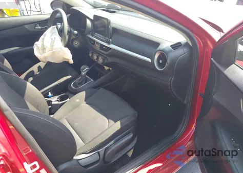 2020 Kia Forte Lxs z USA, uszkodzony, nr VIN 3KPF24AD7LE203489